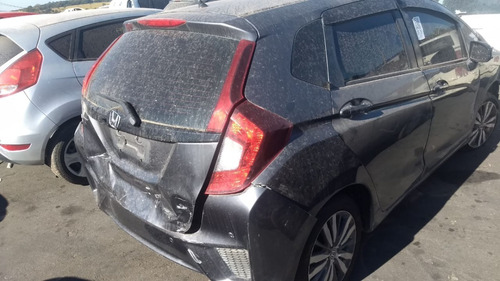 Imagem 2 de 6 de Honda Fit