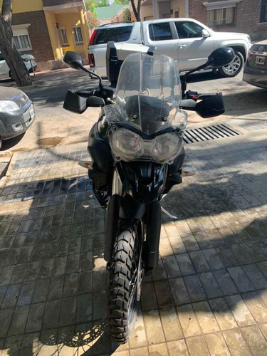 Triumph Tiger 800
