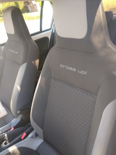 Volkswagen Up! 2019 1.0 Cross Up!