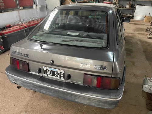 Imagen 3 de 5 de Ford Sierra 2.3lx