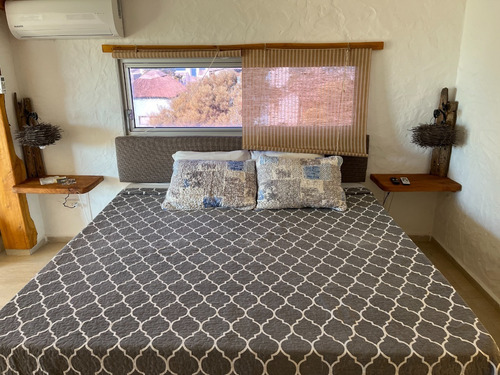 Imagen 21 de 28 de En Venta - Hermoso Complejo De 4 Apartamentos Con Piscina En Punta Del Diablo