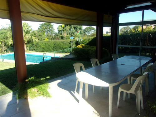 Vendo Casa Las Yungas 3 Dormitorios