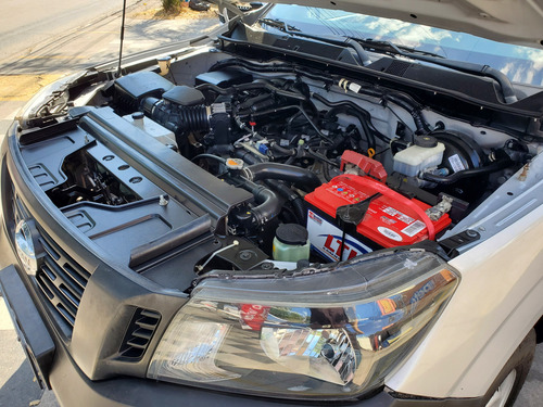 Nissan NP300 Chasis Cabina