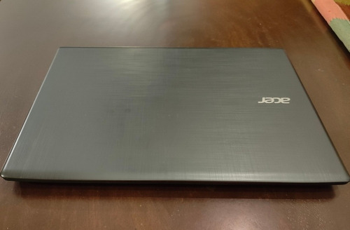 Computadora Acer Aspire E5-523 (Usado)