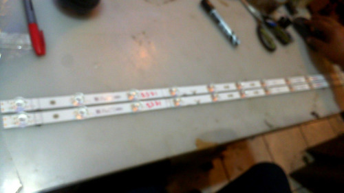 Tiras Led Hisense 43h5g Jl.d425b1330-003ds-m_v01 (Usado)