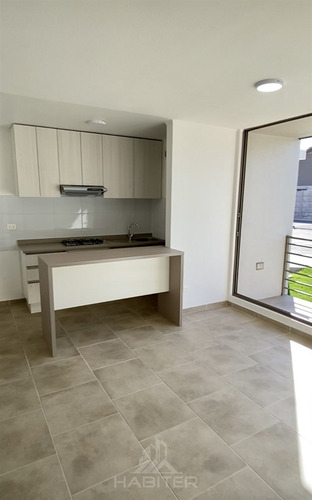Se Arrienda Comodo Departamento En Condominio Portal Norte
