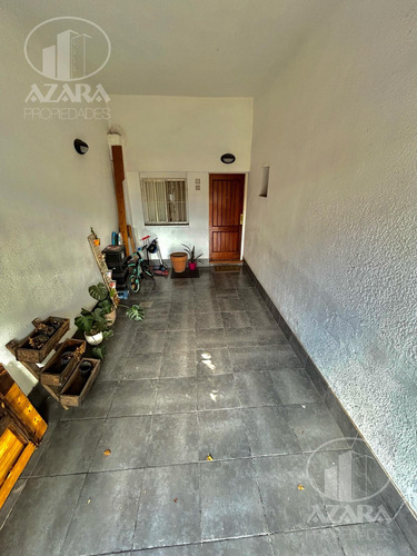 Impecable Casa De 6 Ambientes Con Jardín En Florida