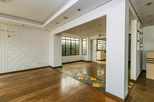 Salas Comerciais - Ref: L2548
