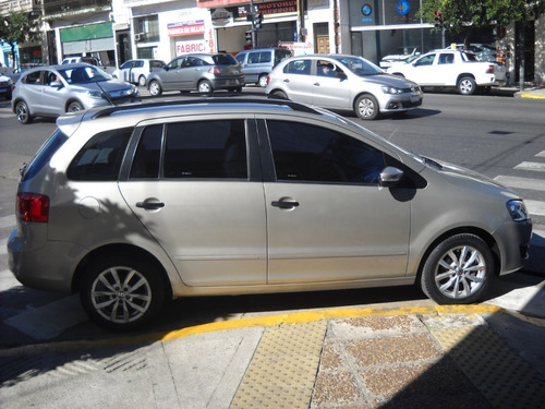 Imagen 3 de 15 de Volkswagen Suran 1.6 Highline 101cv 2013 Gnc Gris