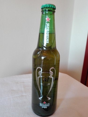 Antigua Botella De Cerveza Heineken Uefa Champions League (Usado)