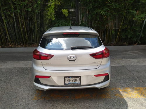 Imagen 3 de 9 de Hyundai Accent 5 Ptas Gls Aut 1.6l 2019
