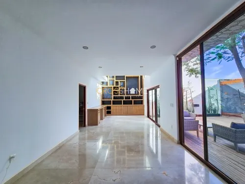 Venta De Casa, En Zona Privilegiada Juriquilla Qro.