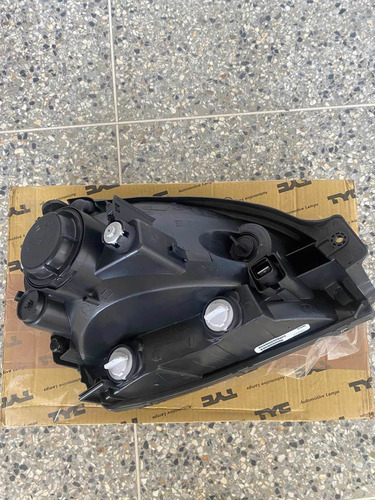 Imagen 3 de 5 de Faro Izquierdo Hyundai Tucson