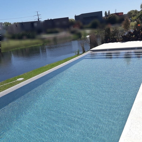 Imagen 7 de 10 de Construcción Piscinas En Hormigón