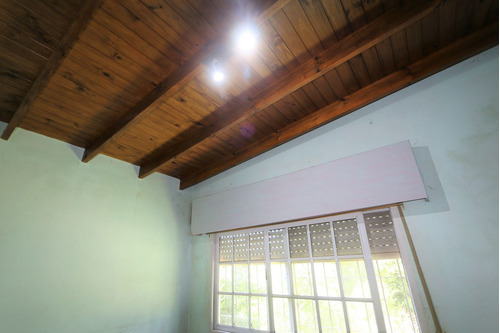 Imagen 24 de 30 de Venta Casa Quinta Virrey Del Pino Extenso Lote. Si Algo Nos Dejó La Pandemia Es La Necesidad De Vivir Con Espacio, Naturaleza Y Disfrutando De La Familia. Un Entorno Ideal Para Tu Gente. Inmobiliaria