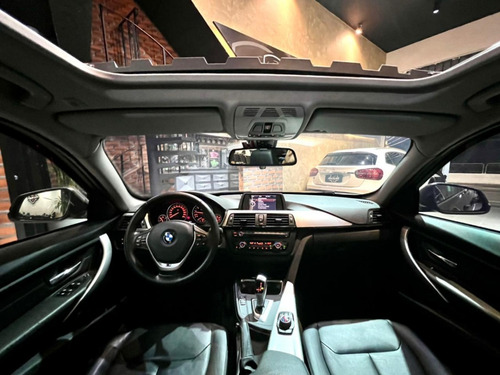 Imagem 10 de 15 de Bmw Serie 3 2.0 Sport Aut. 4p 184 Hp