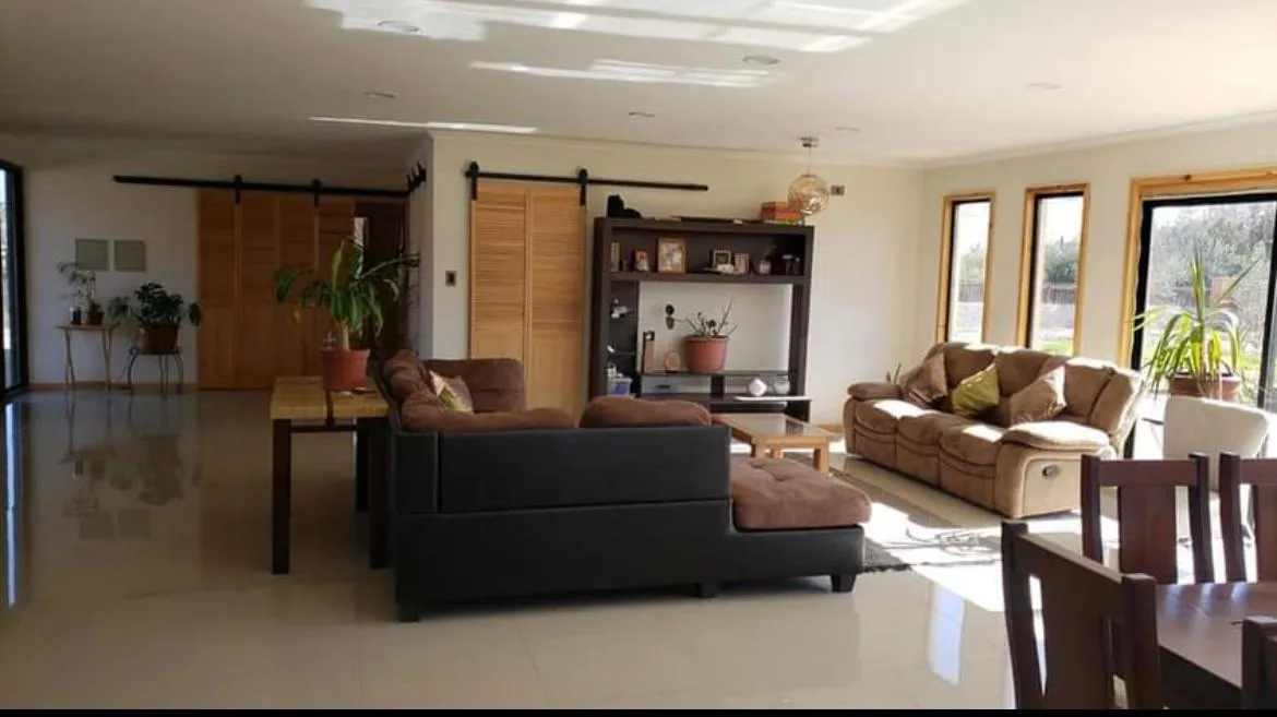 Imagen 1 de 9 de Arriendo Casa En Fundo San Juan, Piedra Colgada