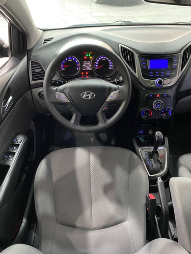 Imagem 3 de 20 de Hyundai Hb20s 1.6 Comfort Plus 16v 2015