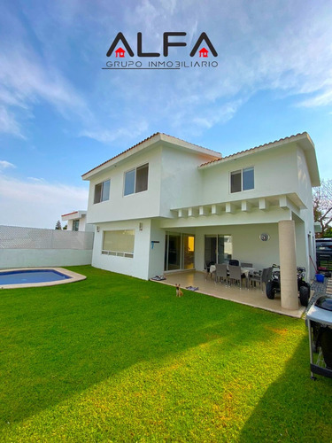 Super Casa En Venta, En Lomas De Cocoyoc