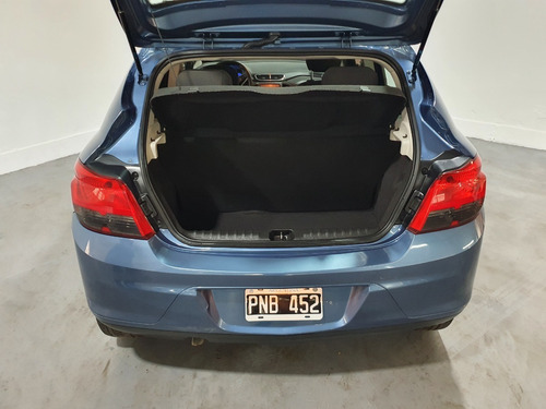 Imagen 7 de 15 de Chevrolet Onix Ltz 1.4 Mt Jrb