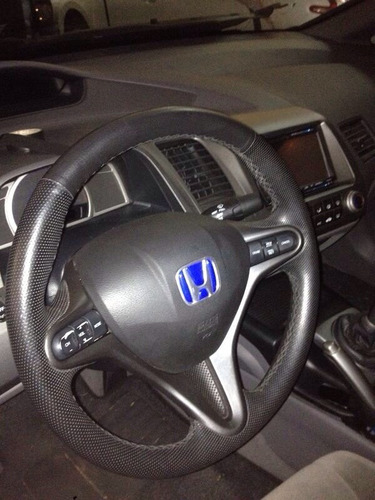 Imagem 1 de 2 de Adesivo Decorativo Azul Para Emblema Volante Honda