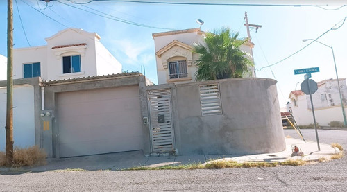 En Venta Casa En Praderas De León, Chihuahua