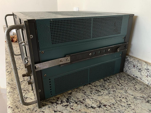 Monitor De Tubo Tektronix Modelo 652a (Usado)