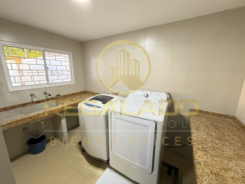 Escv-1641 Zona Oeste Casa Quinta Avenida La Limpia Sector Corazón De Jesus