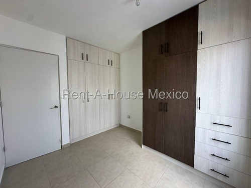 Casa En Renta En Zakia, Querétaro Sr