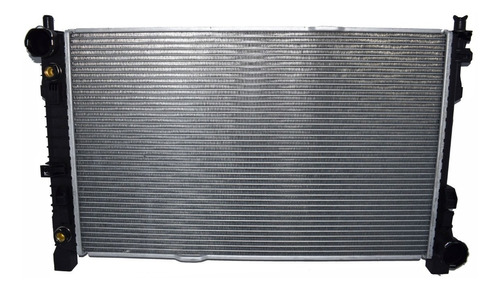 Radiador Mercedes C200-230-240-280-320 32mm Global Ram     