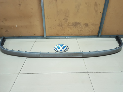 Platina De Parachoque Trasero Para Volkswagen Bora 