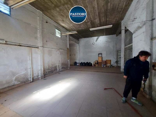 Imagen 15 de 17 de Venta De Galpon + Ph De 3 Ambientes En San Isidro