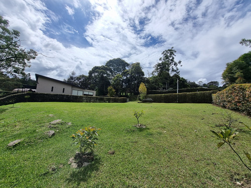 Venta De Lote En El Retiro Via Pantanillo