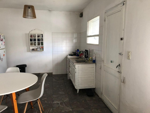 Casa Con Local Calle 140 Entre 54 Y 55