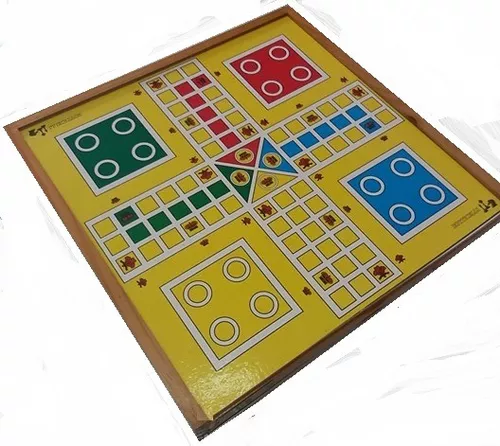 Jogo Antigo 4 em 1 DIVERSÃO: Ludo, Moinho, Xadrez Chinês e Damas - Manuf.