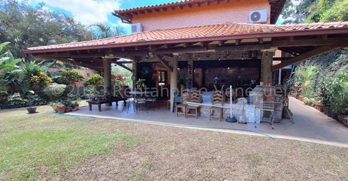 Casa Caurimare 25-20431 R.e