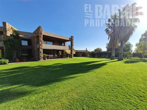 Imagen 5 de 30 de Casa En Venta De 4 Dorm. En Colina