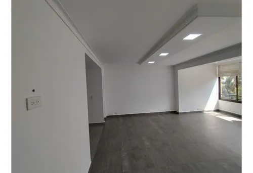 Apartamento Reformado En Los Parra - El Poblado