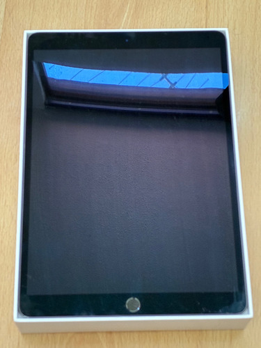 Ipad Air 3era Generación 64 Gb Space Gray Gris Oscuro (Usado)