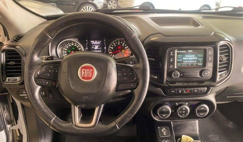 Imagem 5 de 12 de Fiat Toro 2.4 16v Multiair Flex Freedom At9