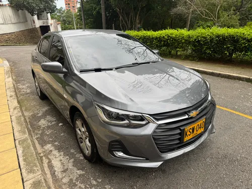 Chevrolet Onix 1.0t Automática