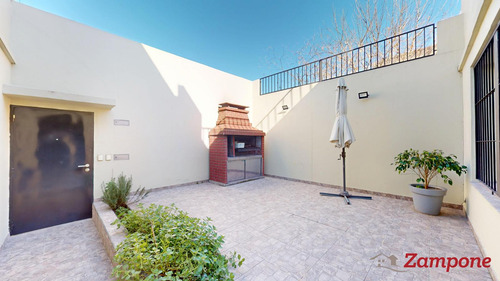 Casa En Venta En Vélez Sarsfield, Monte Castro, Cochera Fondo Terraza
