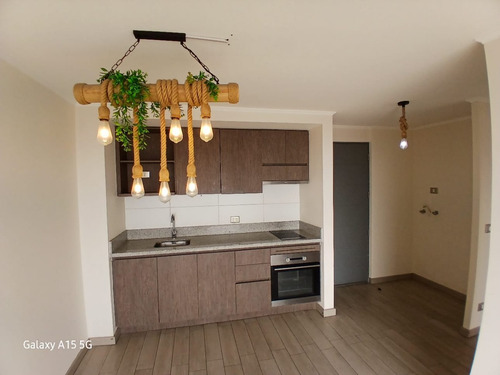 Arriendo Dpto 2 Dormitorios 1b Promocion / Metro Lo Ovalle