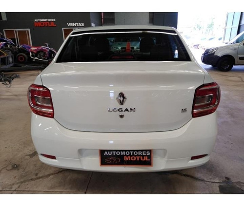 Renault Logan Expression 1.6 2015