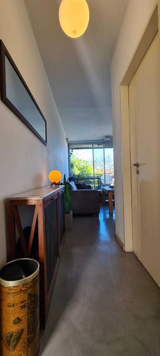 Imagen 2 de 14 de Vendo Impecable Loft En Edificio De Diseño Con Piscina