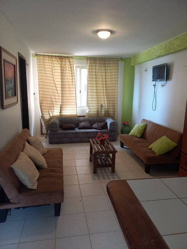 Imagen 5 de 16 de Fernando Guerrero Vende Apartamento En Tucacas Residencia Guaruja