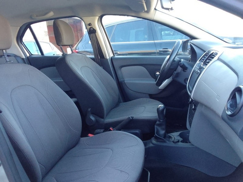 Imagen 15 de 15 de Renault Logan 1.6 Privilege