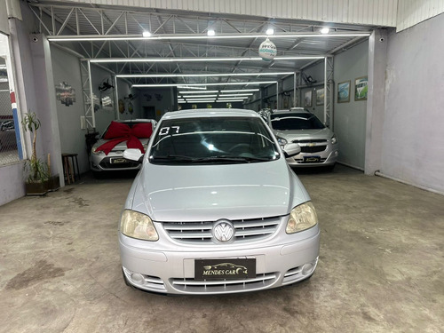 Volkswagen Fox 1.6 Plus Total Flex 5p
