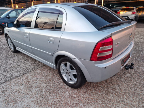 Chevrolet Astra 2.0 MPFI ADVANTAGE 8V FLEX 4P MANUAL