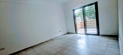 Venta Departamento Moreno Centro 2 Ambientes.